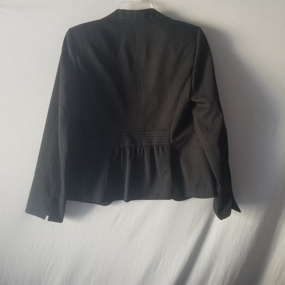 Pinstripe  Jones Wear Peplum Blazer - Picture 3 of 5